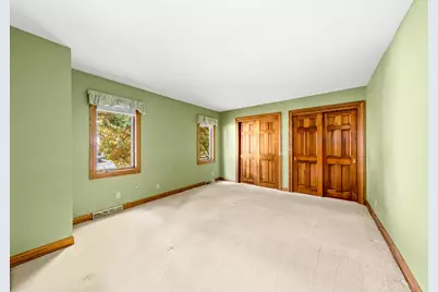 W133N8127  Danell Dr, Menomonee Falls, WI 53051 - Photo 30