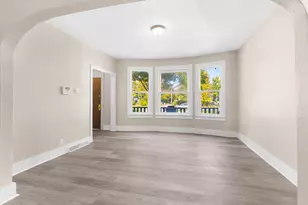 2463 W Chambers St, Milwaukee, WI 53206 - Photo 2