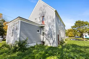 2463 W Chambers St, Milwaukee, WI 53206 - Photo 24