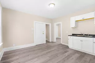 2463 W Chambers St, Milwaukee, WI 53206 - Photo 14