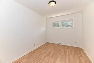 17230 W Jills Dr, New Berlin, WI 53146 - Photo 26