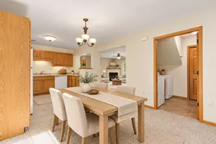 934 Spring Ct, Newburg, WI 53095 - Photo 4