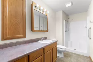 934 Spring Ct, Newburg, WI 53095 - Photo 20