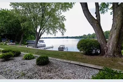 320 E Pleasant St #106, Oconomowoc, WI 53066 - Photo 24