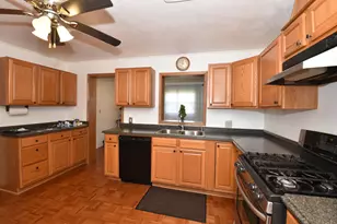 3019 W College Ave, Franklin, WI 53221 - Photo 2