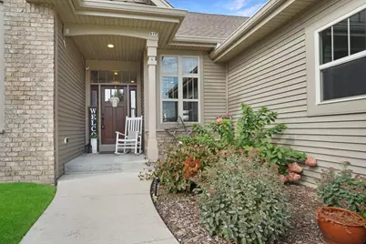 517  Spur Rd, Slinger, WI 53086 - Photo 2