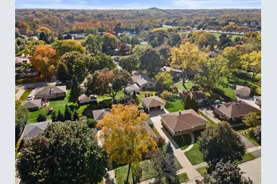 7213  Devonshire Ave, Greendale, WI 53129 - Photo 8