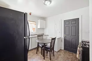 3923 N 27th St, Milwaukee, WI 53216 - Photo 6