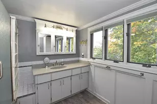 4025 Northwestern Ave, Racine, WI 53405 - Photo 16