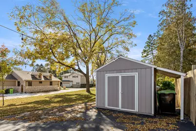 5614 E Peninsula Dr, Racine, WI 53185 - Photo 4