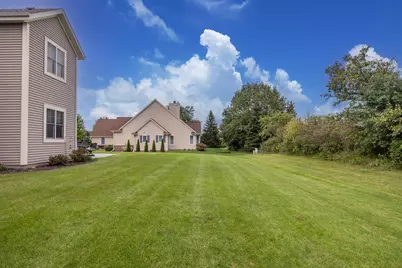 W192N5800  Spencers Pass, Menomonee Falls, WI 53051 - Photo 46