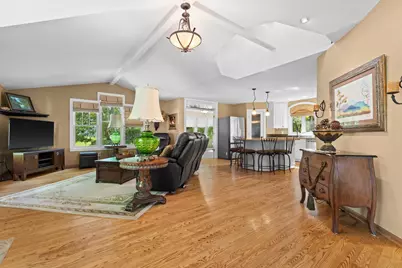 1823 W Shore Dr, Delafield, WI 53018 - Photo 12