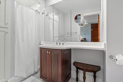 2712 N Maryland Ave, Milwaukee, WI 53211 - Photo 26