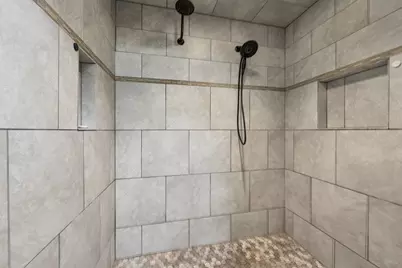 1050  Cumberland Trl, Lake Geneva, WI 53147 - Photo 16