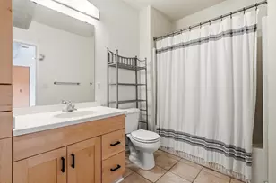 2080 N Commerce St, Milwaukee, WI 53212 - Photo 16