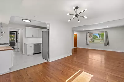 4015 S 83rd St, Greenfield, WI 53220 - Photo 12