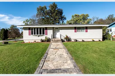 324 W Depot St, Silver Lake, WI 53170 - Photo 2