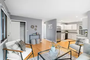 7100 N Navajo Ave, Glendale, WI 53217 - Photo 8