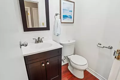 7100 N Navajo Ave, Glendale, WI 53217 - Photo 20