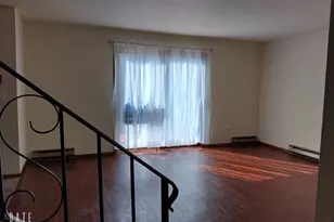 5278 Somerset Ln, Greenfield, WI 53221 - Photo 2