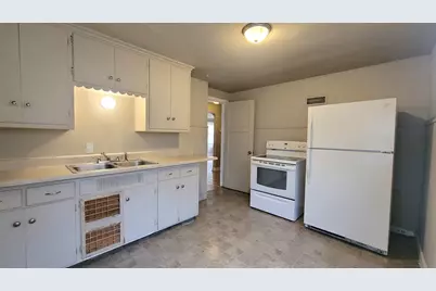 3711 W Roosevelt Dr #3711 A, Milwaukee, WI 53216 - Photo 4