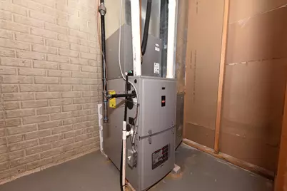 10102 W Jonen St, Milwaukee, WI 53224 - Photo 28