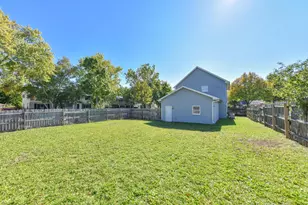 10102 W Jonen St, Milwaukee, WI 53224 - Photo 36