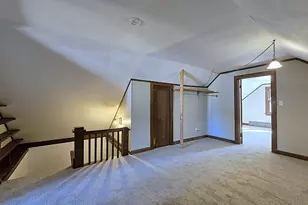 2220 E Vollmer Ave, Milwaukee, WI 53207 - Photo 30