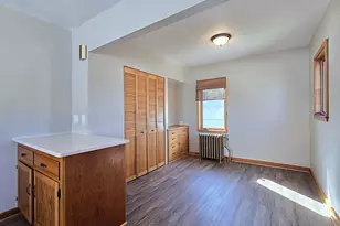 2220 E Vollmer Ave, Milwaukee, WI 53207 - Photo 4