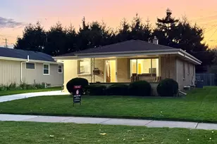 1120 Virginia St, Racine, WI 53405 - Photo 6