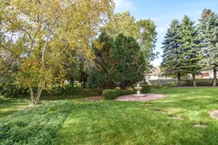2356 Brookstone Ln, Waukesha, WI 53188 - Photo 28