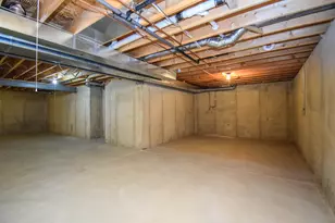 2356 Brookstone Ln, Waukesha, WI 53188 - Photo 24