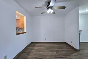 6035 S Crosswinds Dr, Cudahy, WI 53110 - Photo 10