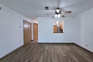6035 S Crosswinds Dr, Cudahy, WI 53110 - Photo 8