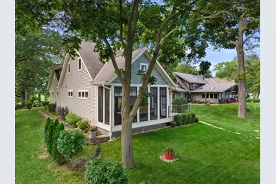 832 N Douglas Dr, Summit, WI 53066 - Photo 54