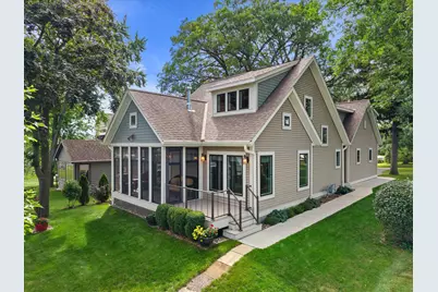 832 N Douglas Dr, Summit, WI 53066 - Photo 2
