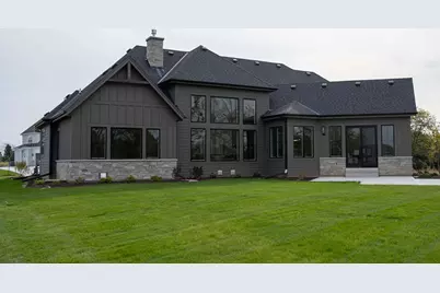 12825 N Blue Jay Ln, Mequon, WI 53097 - Photo 2