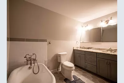 801  Lincoln Ave, Waukesha, WI 53186 - Photo 6
