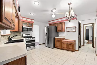 8150 S 58th St, Franklin, WI 53132 - Photo 16