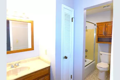 8535 W Waterford Ave #2, Greenfield, WI 53228 - Photo 14