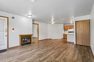 1101 S Sunnyslope Dr, Racine, WI 53406 - Photo 12