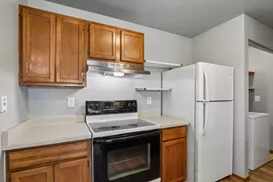 1101 S Sunnyslope Dr, Racine, WI 53406 - Photo 18