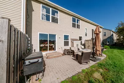 1400  Hunters Ridge Dr #124, Genoa City, WI 53128 - Photo 28