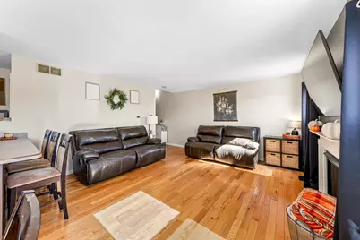 1400  Hunters Ridge Dr #124, Genoa City, WI 53128 - Photo 8