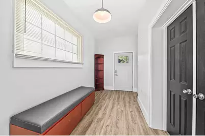 600 W Garfield Ave #600, Milwaukee, WI 53212 - Photo 4
