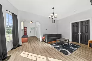 600 W Garfield Ave, Milwaukee, WI 53212 - Photo 1