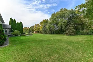 26604 Richard Dr, Racine, WI 53185 - Photo 40