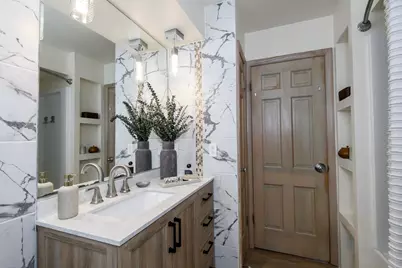 4119 S Barland Ave, Saint Francis, WI 53235 - Photo 22