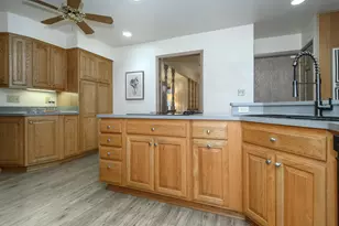 4119 S Barland Ave, Saint Francis, WI 53235 - Photo 8