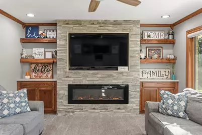 3344 W Edgerton Ave, Greenfield, WI 53221 - Photo 10